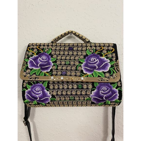 Elegant Black and Purple Floral Shoulder Bag - Picture 2 of 9